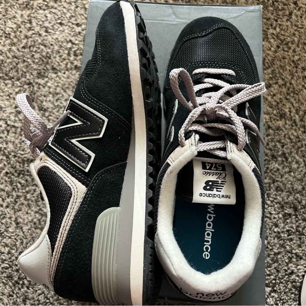 New Balance ML574EVB Classics NIB